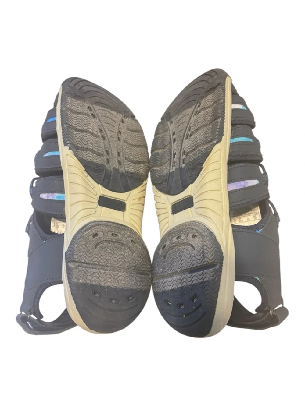 Khombu Crystal navy blue water sandals - Size 9 Like new